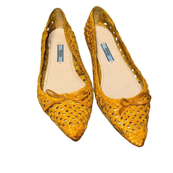 Authentic PRADA Calzature Donna woven leather slip-on pointed toe flats - Picture 1 of 8